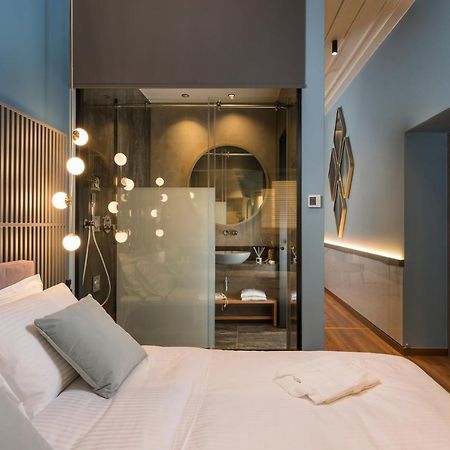 Veneri Boutique Suites Chrissi Akti Chania Exterior foto