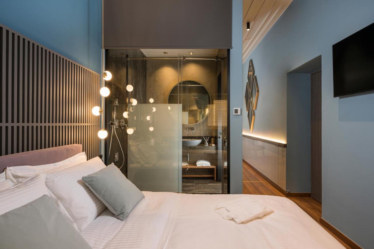 Veneri Boutique Suites Chrissi Akti Chania Exterior foto