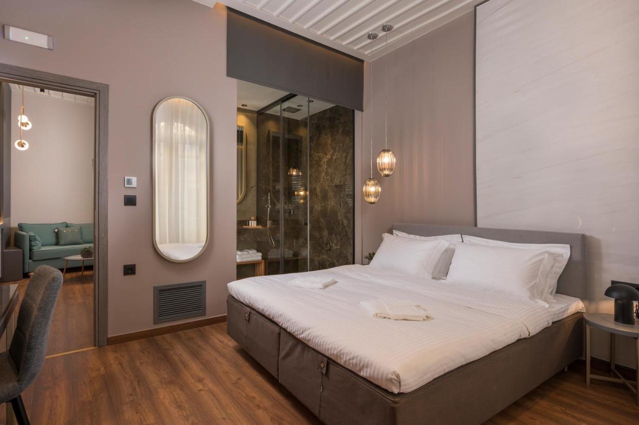 Veneri Boutique Suites Chrissi Akti Chania Exterior foto