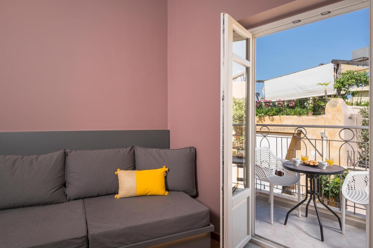 Veneri Boutique Suites Chrissi Akti Chania Exterior foto