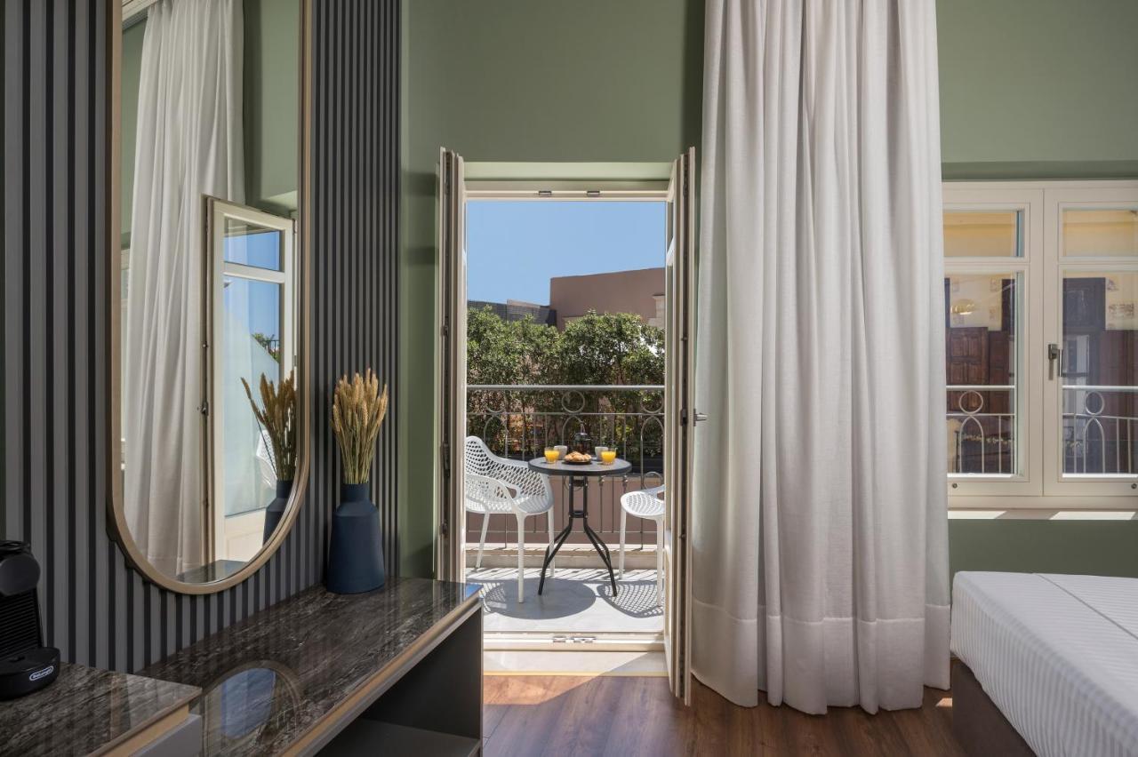 Veneri Boutique Suites Chrissi Akti Chania Exterior foto