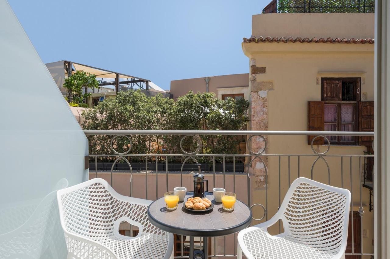 Veneri Boutique Suites Chrissi Akti Chania Exterior foto